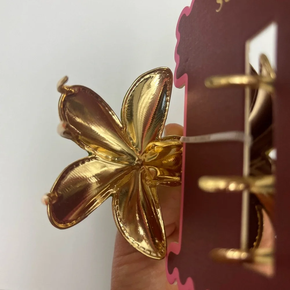 NWT โ๏ธ๐บโ๏ธ Sunday State gorgeous Hair Claw Enamel Clips set of 2 - Picture 8 of 9